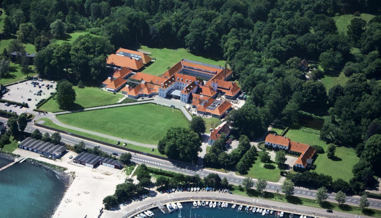 Rungstedgaard Hotel ภายนอก รูปภาพ